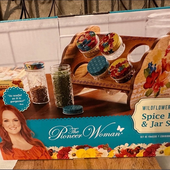 Pioneer Woman Spice Rack - Picture 2 of 5